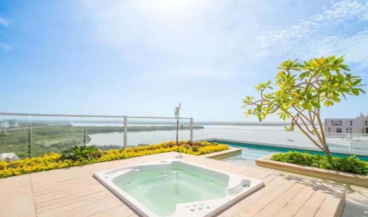 1 Junto Al Mar. Jacuzzi Privado Apartamento *