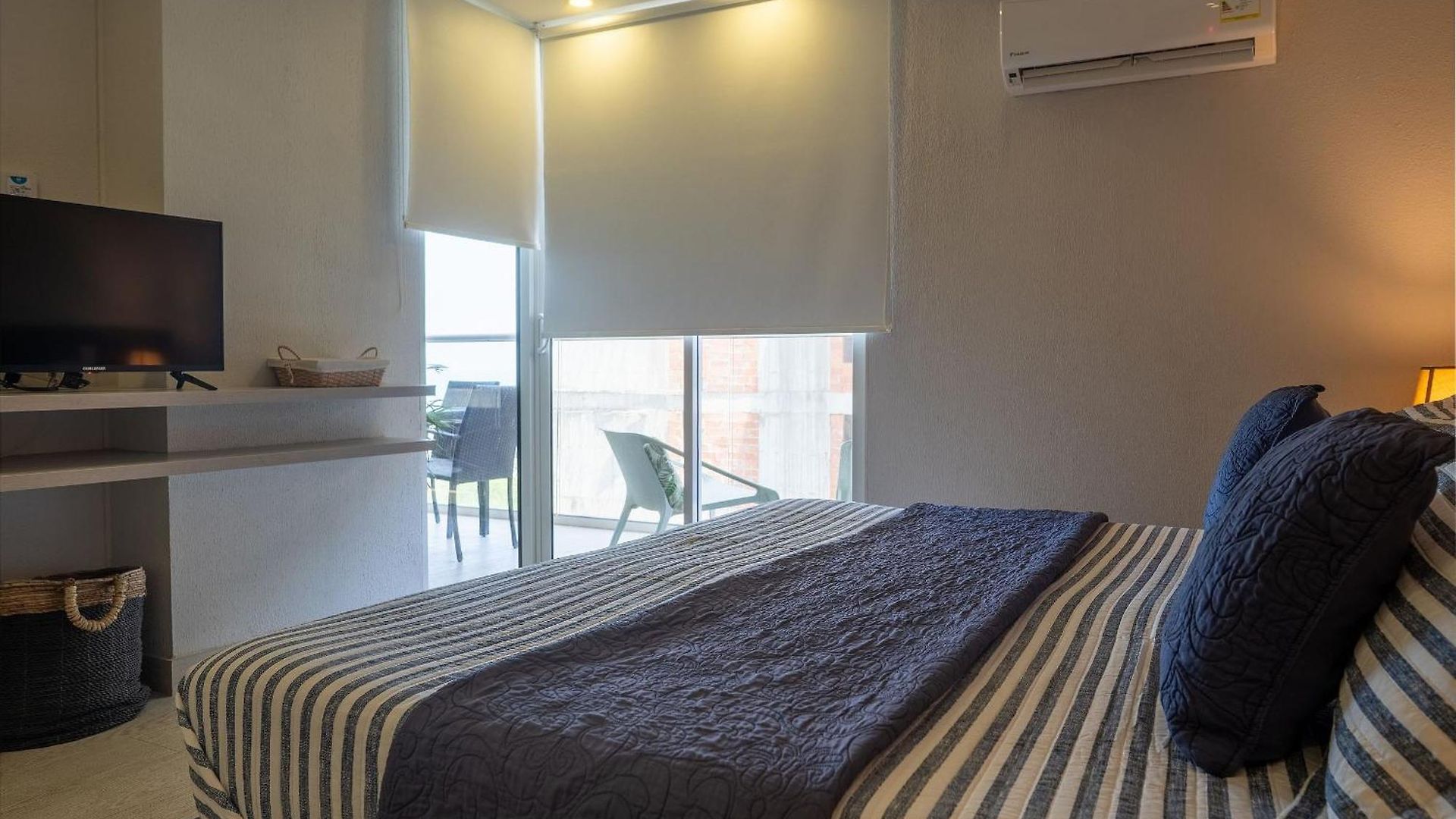 Apartamento 1 Junto Al Mar. Jacuzzi Privado *