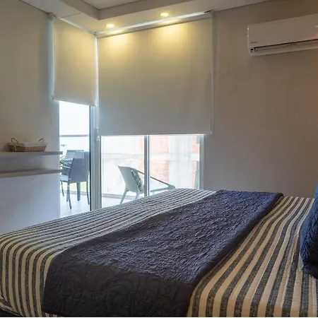 Apartamento 1 Junto Al Mar. Jacuzzi Privado *